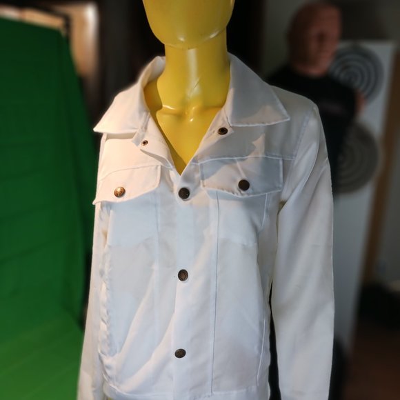 woman shirt button down semi white translucide Small feel like a medium large - Picture 10 of 10